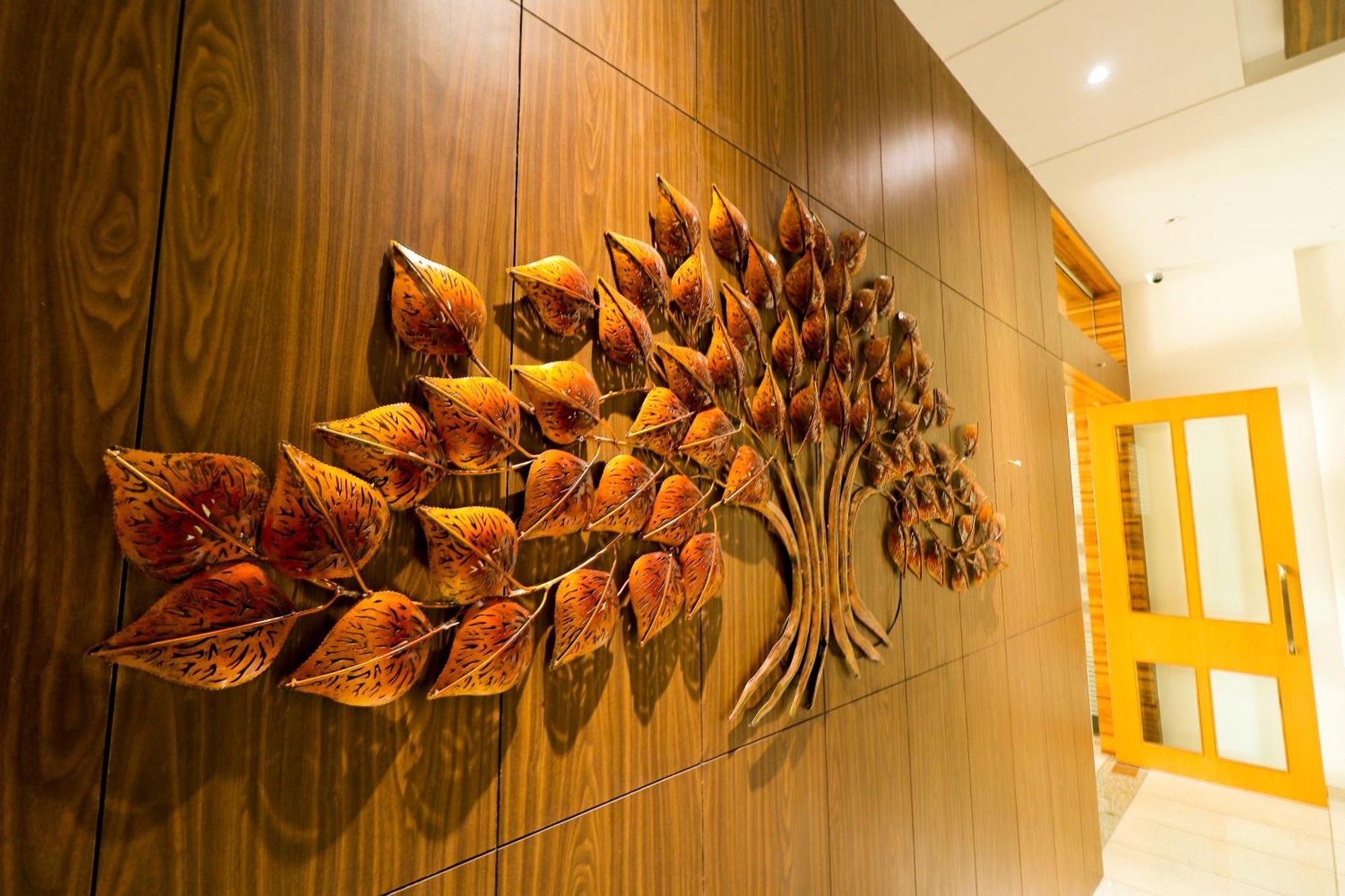 Hotel Grand Darshan Вадодара Екстериор снимка